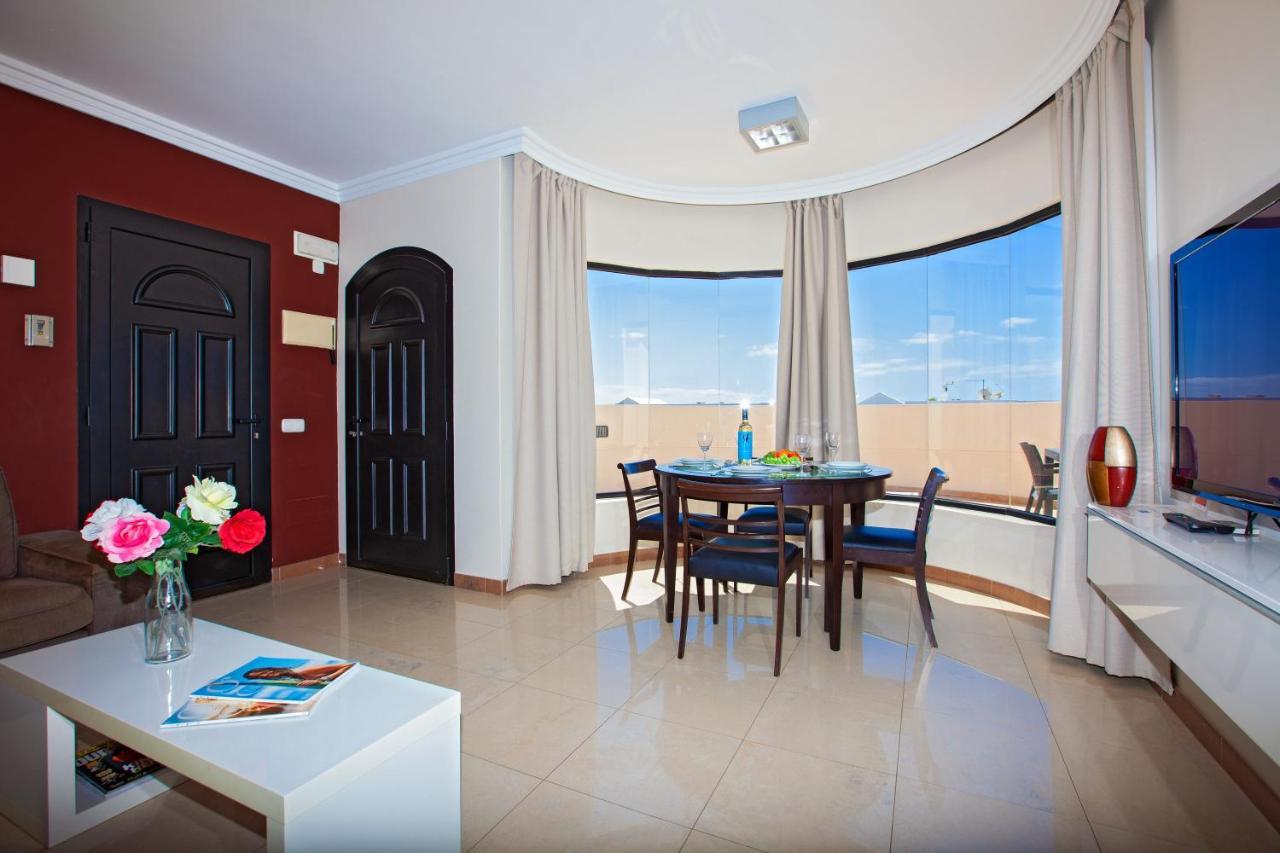 Riviera Park, Central 2 Bed Apartment Puerto del Carmen  Luaran gambar